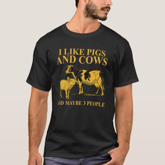 私は豚や牛が好きで、農家は3人くらいかな Tシャツ (正面)