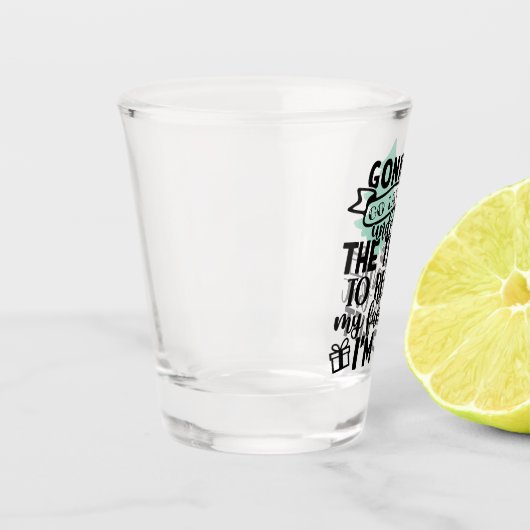 私は贈り物だから木の下に横たわる |かわいい ショットグラス (左)