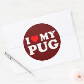 私は赤いハートで自分のパグが大好き ラウンドシール (封筒)