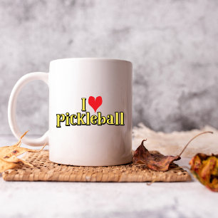 私は赤いハートと黄色のピックボール文字が大好き コーヒーマグカップ