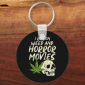 私は走ホラー映画の雑草スカルおもしろいハロウィーンストーン キーホルダー (正面)
