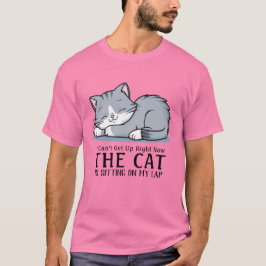 私は起きることができない、猫は私のラップピンクに座っている Tシャツ