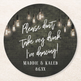 私は踊り工業用ブリックとエジソンライト ラウンドペーパーコースター