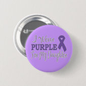 私は身に着けています私の娘(紫色のリボン)のための紫色を 缶バッジ (正面&裏面)