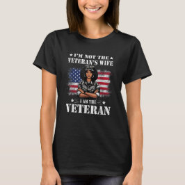 私は退役軍人の妻ではありません 私は退役軍人のアメリカ人 アメリカ国旗 Tシャツ