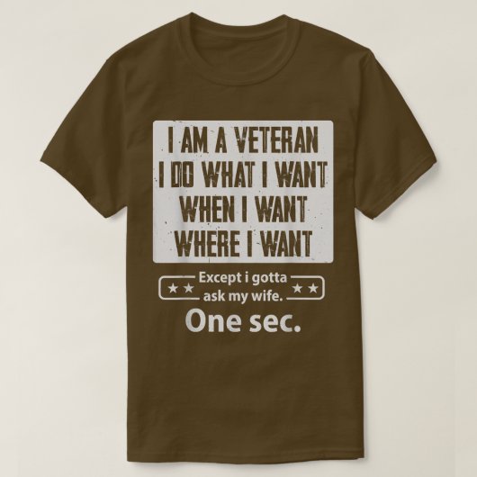 私は退役軍人の家族の妻・夫・結婚・カップルです Tシャツ (デザイン正面)