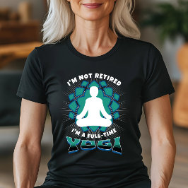 私は退職したYogiではない Tシャツ