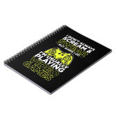 私は通常の遊ビデオゲームだ ノートブック (左側)