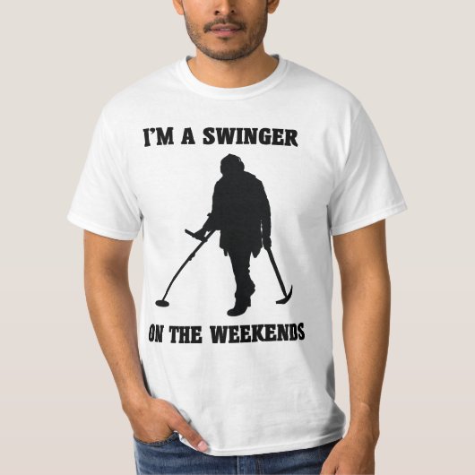 私は週末のTシャツのスウィンガーです Tシャツ (正面)