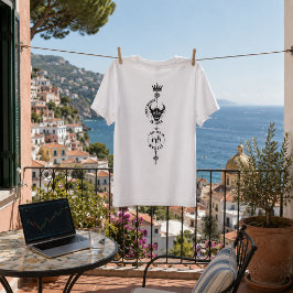私は運を信じるのではなく自分を信じる Tシャツ