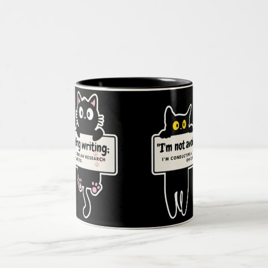 私は避けていな書い:ライターの漫画ストリップ ツートーンマグカップ (中央)