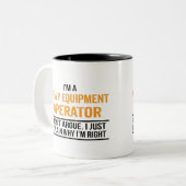 私は重機オペレーターだ ツートーンマグカップ (正面左)