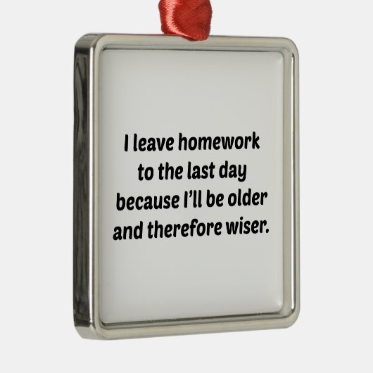私は離れ最後の日まで宿題をする メタルオーナメント (右)