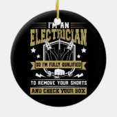私は電気技師で、私は完全に資格のあるヴィンテージだ セラミックオーナメント (裏面)