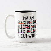 私は電気技師で、電線を2音式コーヒーマグで切った ツートーンマグカップ (左)