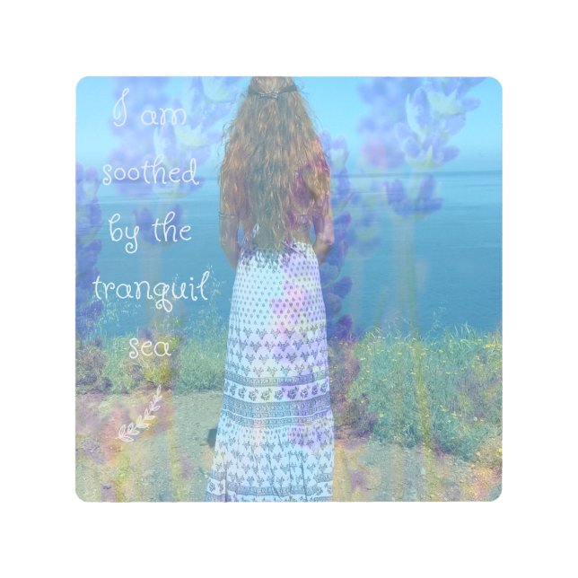 私は静かな海メタルウォールアートに癒される メタルプリント (正面)