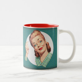 私は静かに判断しています ツートーンマグカップ