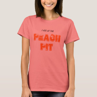 私は食べ桃の穴に行った Tシャツ