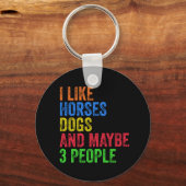 私は馬犬と多分3人が好きだ キーホルダー (正面)