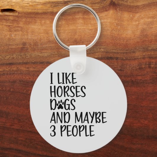 私は馬犬と多分3人のことわざが好きおもしろい キーホルダー (正面)