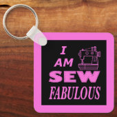 私は黒とピンクの縫い物が素晴らしい キーホルダー (正面)