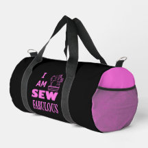 私は黒とピンクの縫い物が素晴らしい