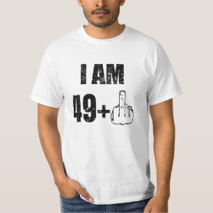 私は1枚のおもしろいな第50誕生日メンズワイシャツ67と49才です Tシャツ