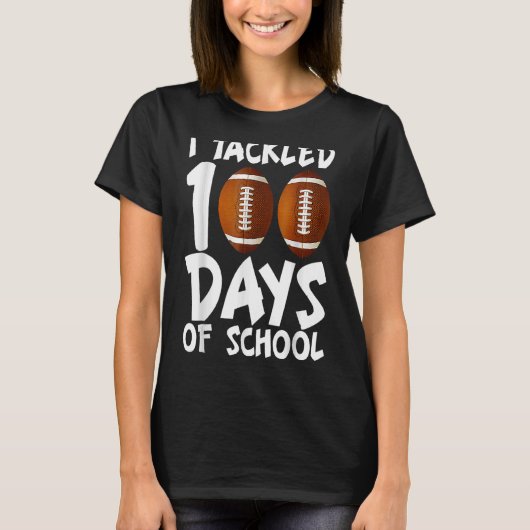 私は100日目Bの学校サッカーの100日に取り組んだ Tシャツ (正面)