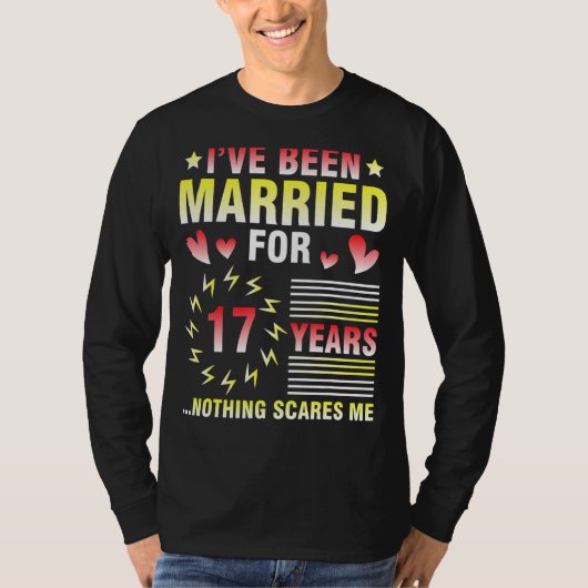 私は17年結婚した間何も経っていない Tシャツ (正面)