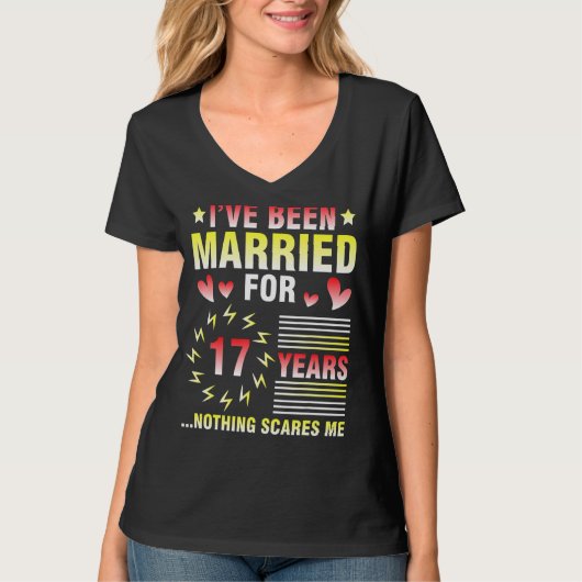 私は17年結婚した間何も経っていない Tシャツ (正面)