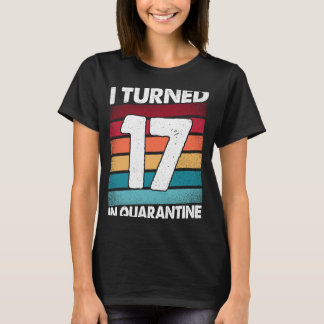 私は17歳になった検疫2020 17歳B Tシャツ