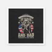 私は2つのタイトルを持っている退役軍人とパパと私は彼らをロック スタンダードカクテルナプキン (正面)