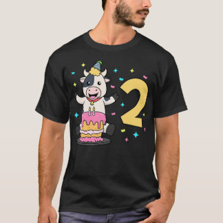 私は2歳の牛の子供の誕生日 Tシャツ