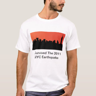 私は2011 NYCの地震を生き延びました Tシャツ
