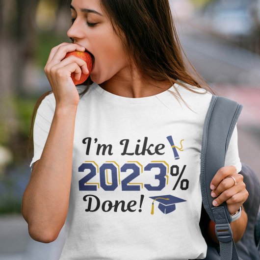 私は2023%完了している Tシャツ
