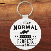 私は3年前は普通だった キーホルダー (正面)