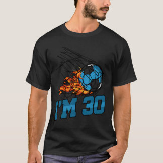 私は30歳ハンドボールチームスポーツ選手 Tシャツ