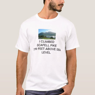 私は3209の足SCAFELLパイクに海水位の上の上りました Tシャツ