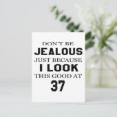 私は37歳でこれが似合う ポストカード (スタンド正面)