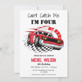 私は4つの赤いレースカーの誕生日少年であるキャッチできない 招待状 (正面)