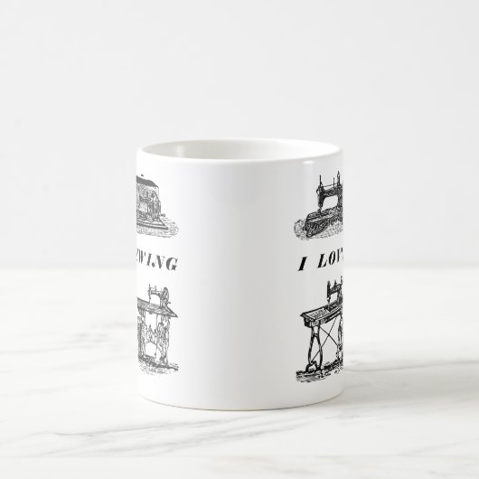 私は4台の裁縫裁縫機とのヴィンテージが大好き コーヒーマグカップ (中央)
