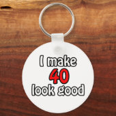 私は40人を良く見せる キーホルダー (正面)