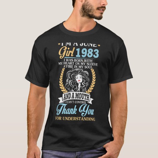 私は6月の女の子1983誕生日39年感謝U Tシャツ (正面)