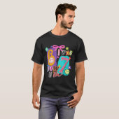 私は6歳だった、今は7歳 67 6 7 ミーム 7歳の誕生日 Tシャツ (正面フル)