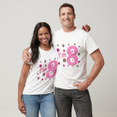 私は8つのピンクおよびブラウンの花です Tシャツ (ユニセックス)
