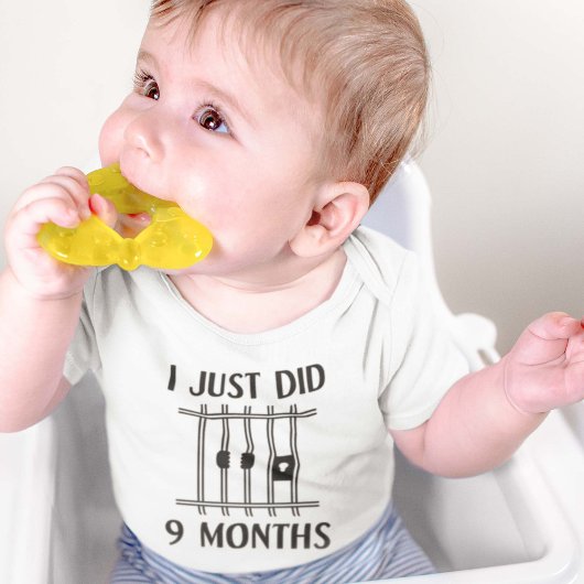 私は9ヶ月しか過ぎなかった ベビーボディスーツ