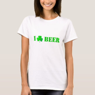 私は[シャムロック]ビールを愛します Tシャツ