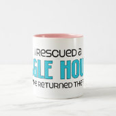私はBagleの猟犬(女性の)犬の採用を救助しました ツートーンマグカップ (中央)