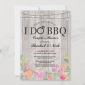 私はBBQのカップルのシャワーライト木製の花の招待をします 招待状 (正面)