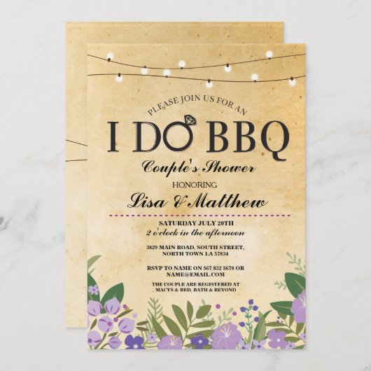 私はBBQカップルのシャワーライトパープルフローラ招待状 招待状 (正面/裏面)
